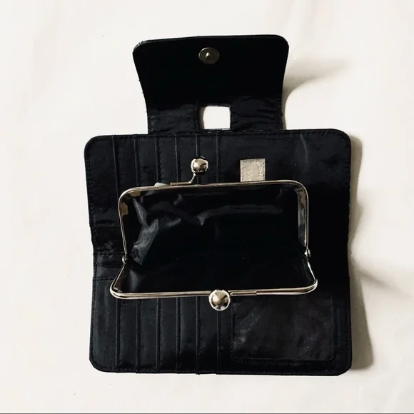 Black and silver Wallet - Picture 4 of 8